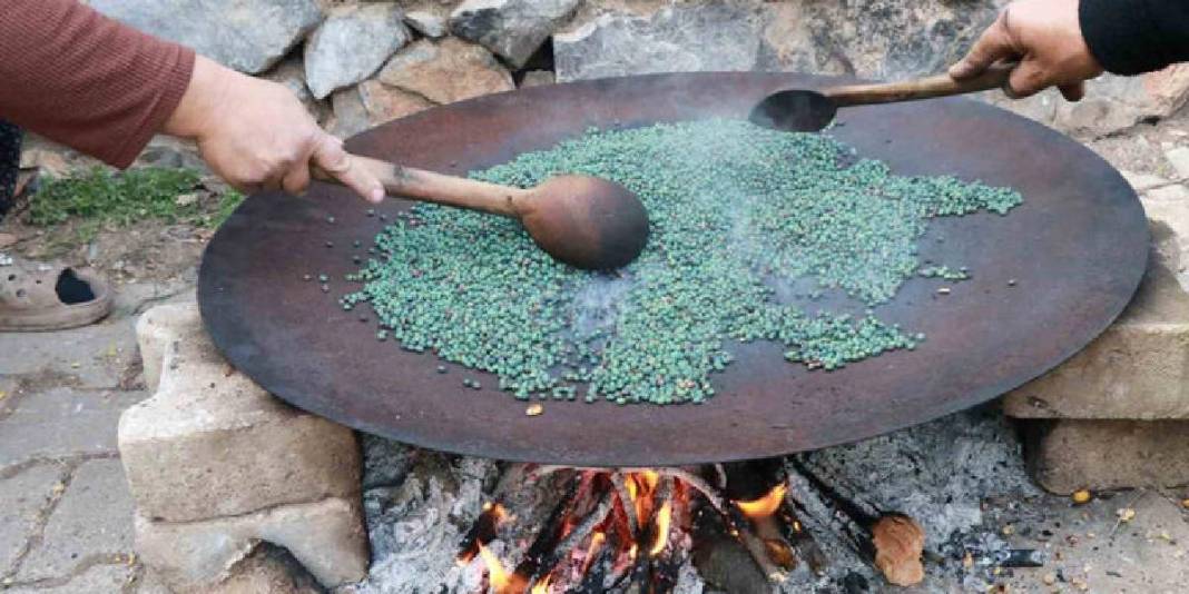 Kor ateşte uzun saatler kavrulan doğal lezzet: Evliya Çelebi’nin de bahsettiği miras binlerce yıldır  sofralara uzanıyor! 7